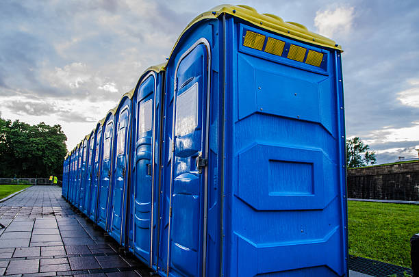 Best Portable restroom trailer rental  in Roslyn, NY