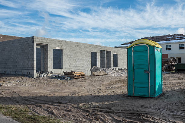 Best Porta potty delivery and setup  in Roslyn, NY